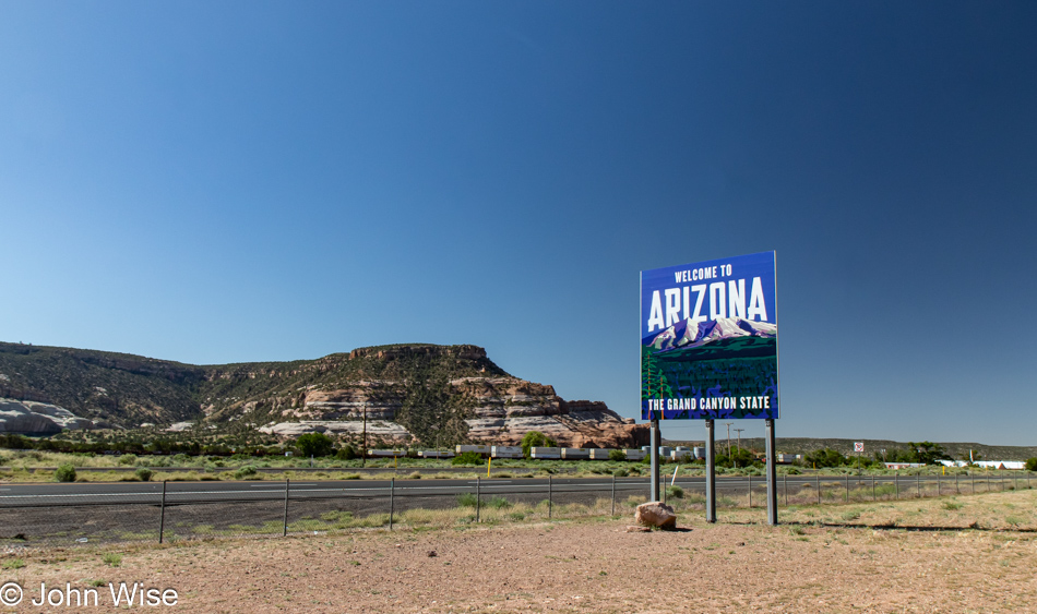 Arizona State Line on Interstate 40